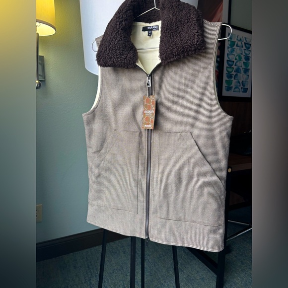 Murano Jackets & Blazers - NWT Murano Brown Vest with Sherpa Collar S -slim fit